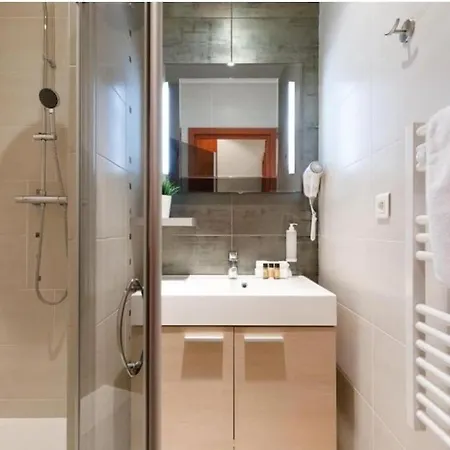 Centre A 5 Mn A Pied Du Palais Et Plages Appartement